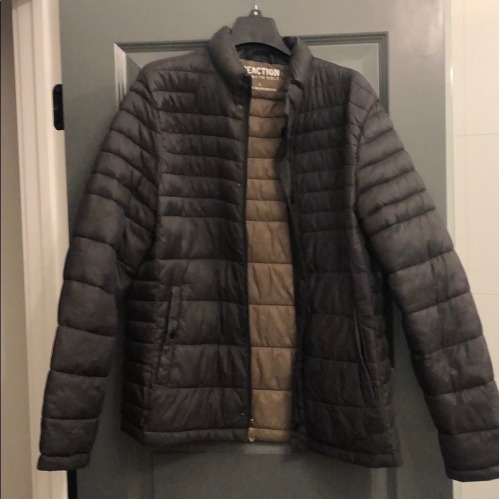 Men’s Kenneth Cole black puffer jacket